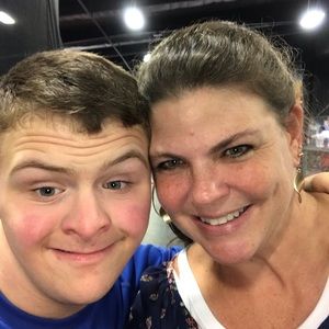 Meet your Posher, Tonya